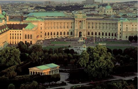 Vienna Main Sq